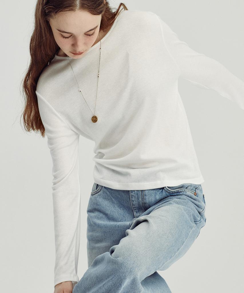 BETWEEN A AND B Eeeaa Tencel Epurée Long Sleeve Tee [White]