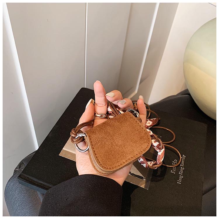 Herbst/Winter Retro Wildleder Mini Münzbörse: Exquisite Damen Umhänge- & Schultertasche.