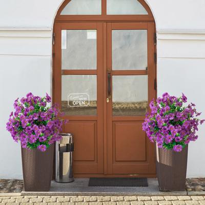Yousheng Künstliche Blumenstange für den Außenbereich UV-beständige Falsche Blumige Sträucher mit Erdspieß Realistische Kunststräucher Pflanze für Garten Hof Veranda Terrasse