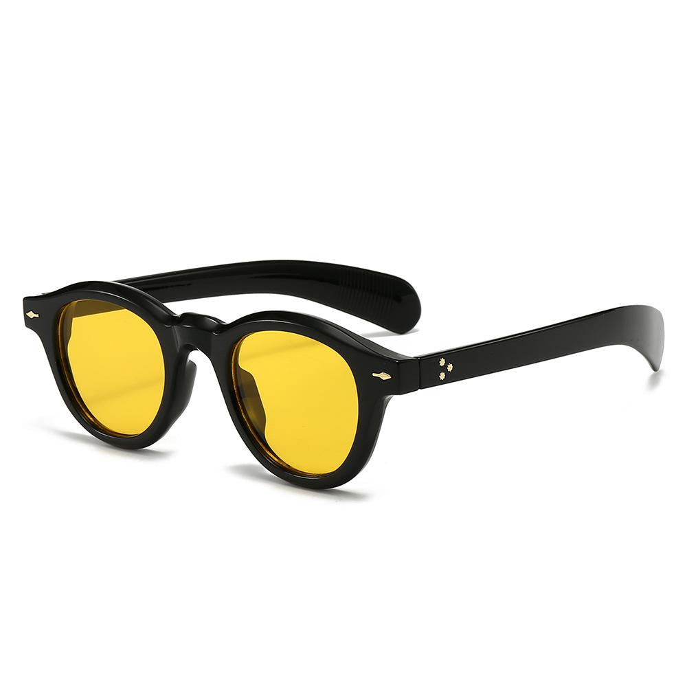 New Oval Sunglasses For Women & Men  Light-Sensitive Pc Frames Trendy European & American Style Shades