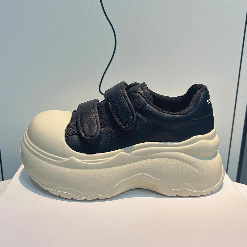 Muffin thick-soled big-headed bread shoes women's new retro versatile small height-increasing casual sports board shoes