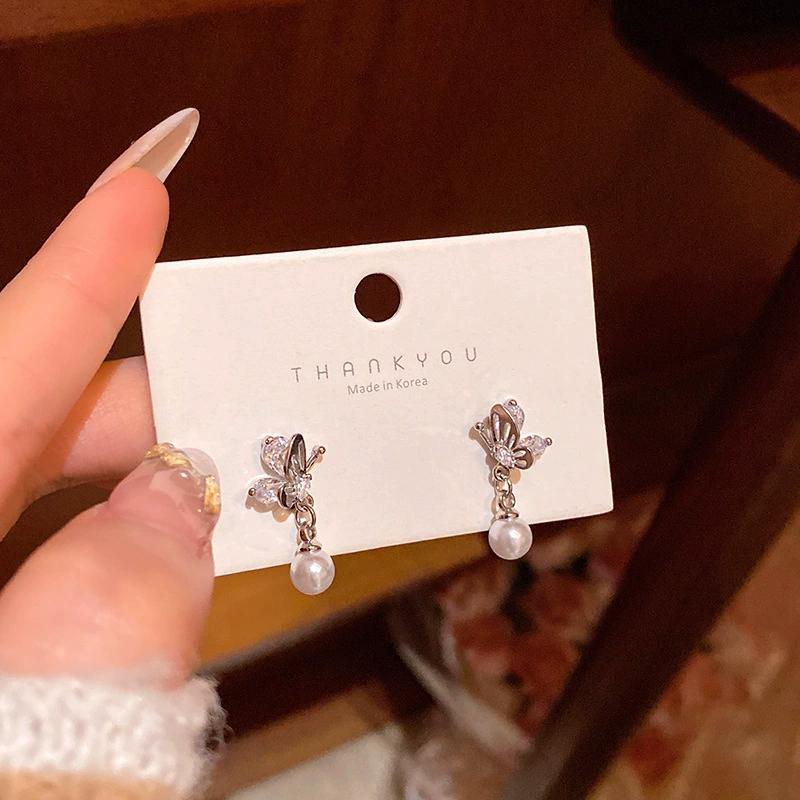 Zircon Butterfly Pearl Drop Earrings for Women Exquisite Sweet Tassel Dangle Earrings Vintage Romantic Versatile Jewelry Gift