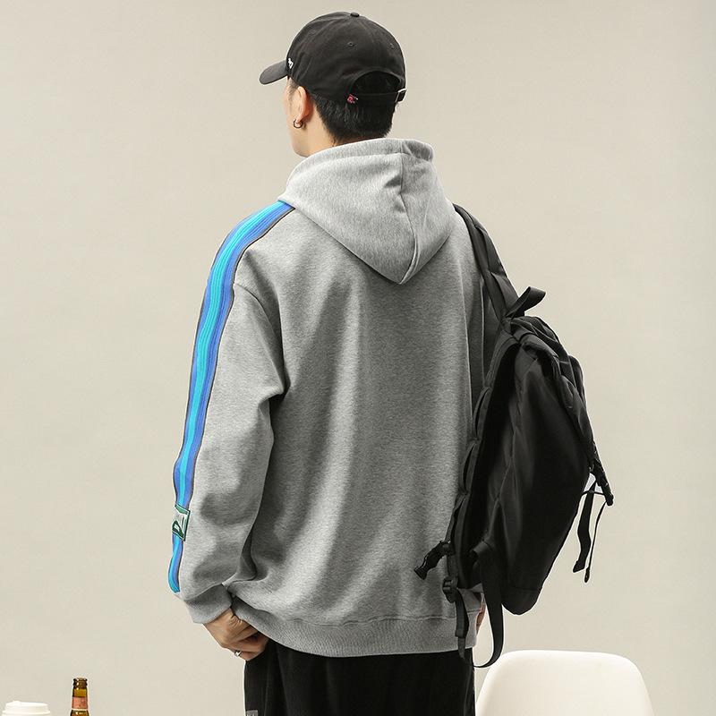 Осенний свитер с капюшоном мужской свободного кроя большого размера модный топ с принтом — фото 5