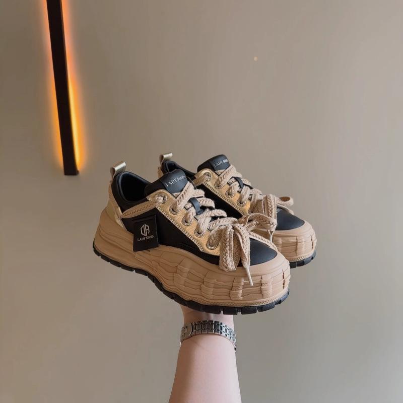 Thick-soled heightening niche bread shoes women's 2024 autumn and winter new versatile retro casual sports Internet celebrity dad shoes