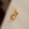 Metal Style Retro Pearl Earrings, High-End Sunflower Maple Leaf Stud Earrings, Niche Temperament Exaggerated Earrings