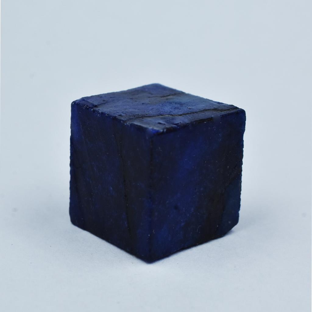 Blue Sapphire 90.60 Carat Natural Uncut Raw Rough CERTIFIED Loose Gemstone AR-3028-S