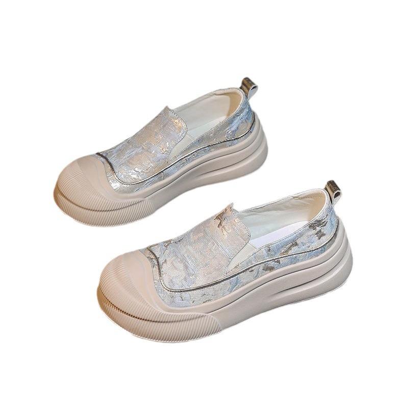 Summer platform canvas shoes women's Xiaobai new Chinese New Year's new one-pedal heightening shell head board shoes