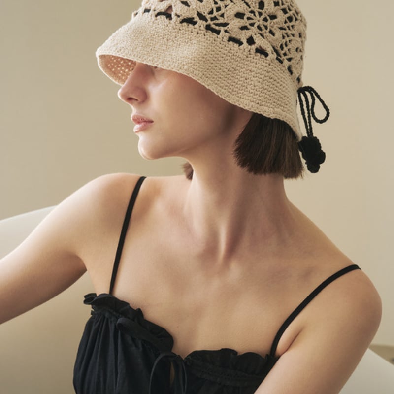 

ALLINCOMPLETE Manon Tied Crochet Hat (2 Colors) Black (Manon)