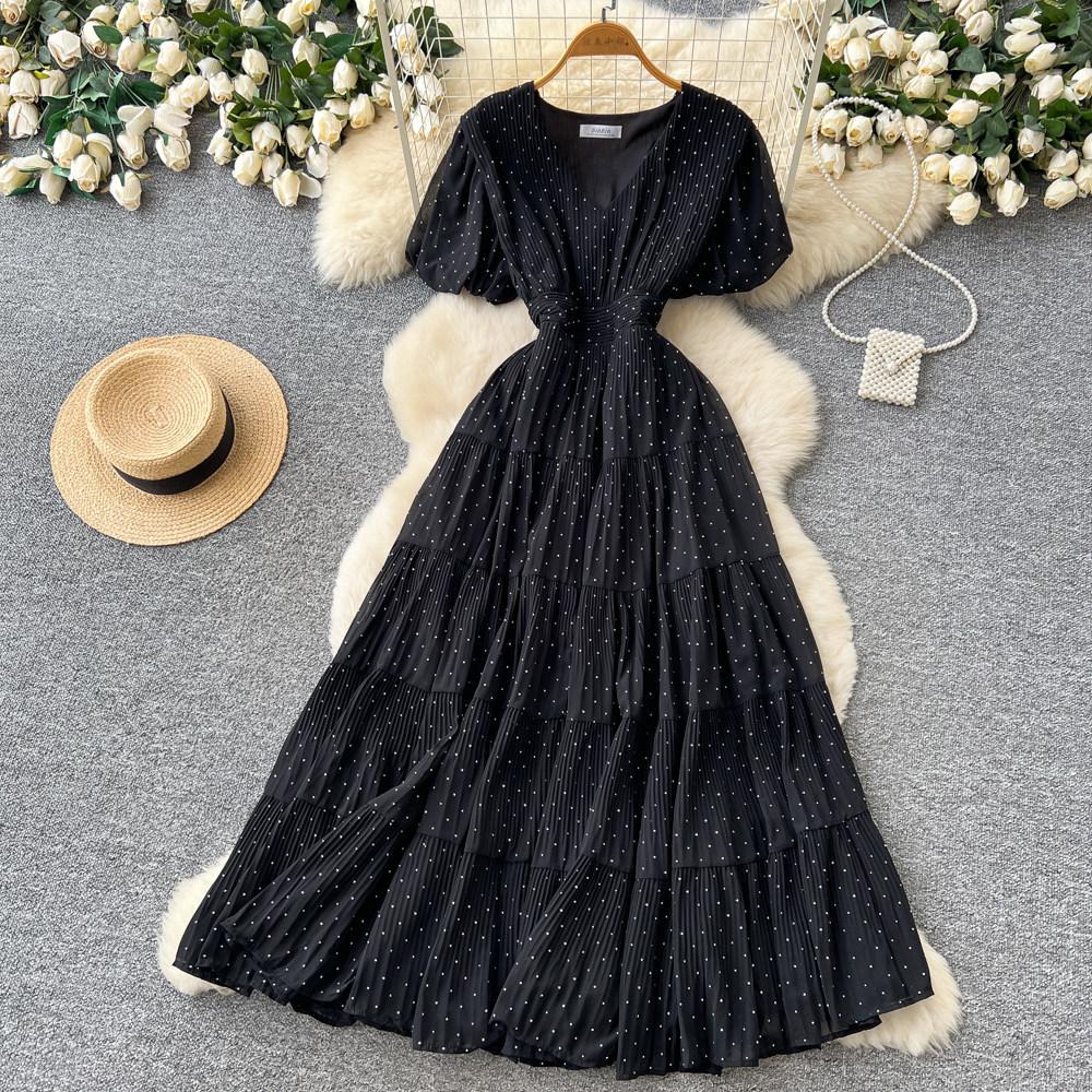 French V-neck small diamond temperament dress women's summer waist and thin A-shaped cake long dress dopamine wind