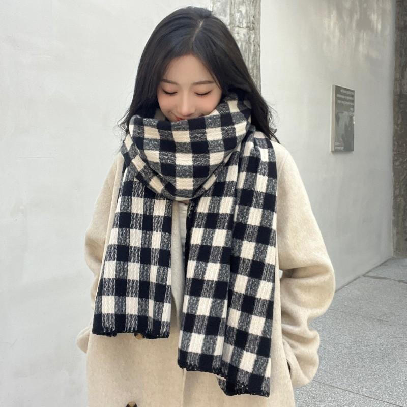 Retro Plaid Scarf Female Atmosphere Autumn and Winter Thickening Korean Senior Sense Student Warmth Couple Scarf Versatile