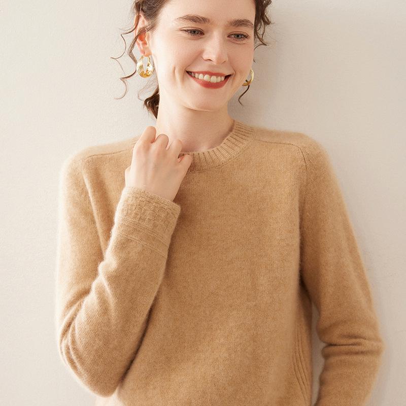 Women's Thick Cashmere Sweater - Autumn/Winter, Round Neck, Saddle Shoulder, Loose Fit, Lace Sleeve