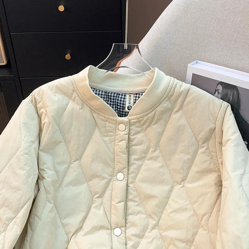 Women's Plus Size Short-Length Warm Jacket for Fall/Winter Simple, Lightweight Commuter Jacket