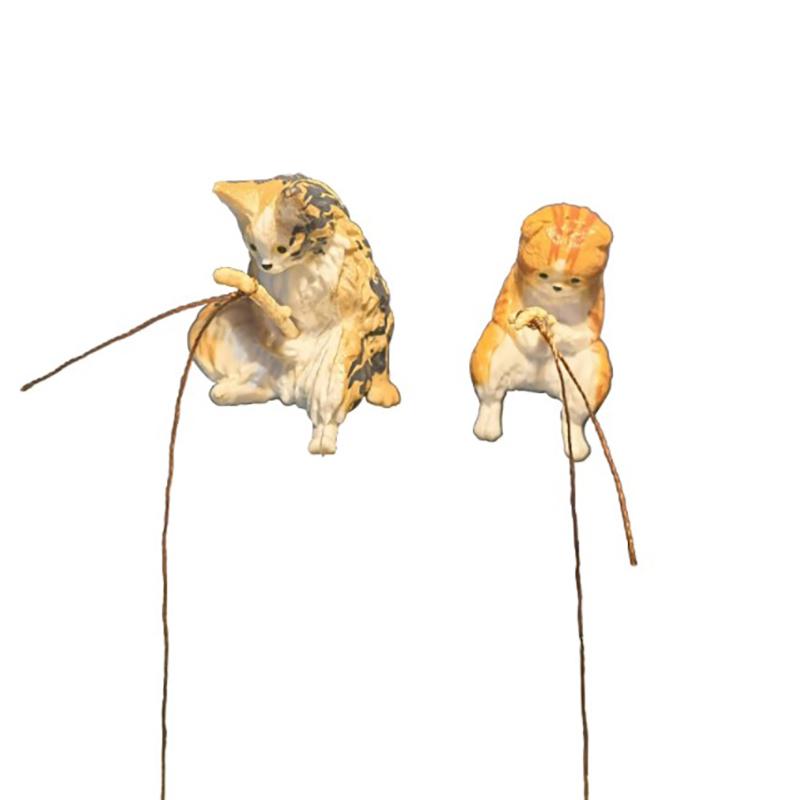 1Pcs Fish Tank Landscaping Vivid Shape Exquisite Cartoon Fishing Cat Ornament