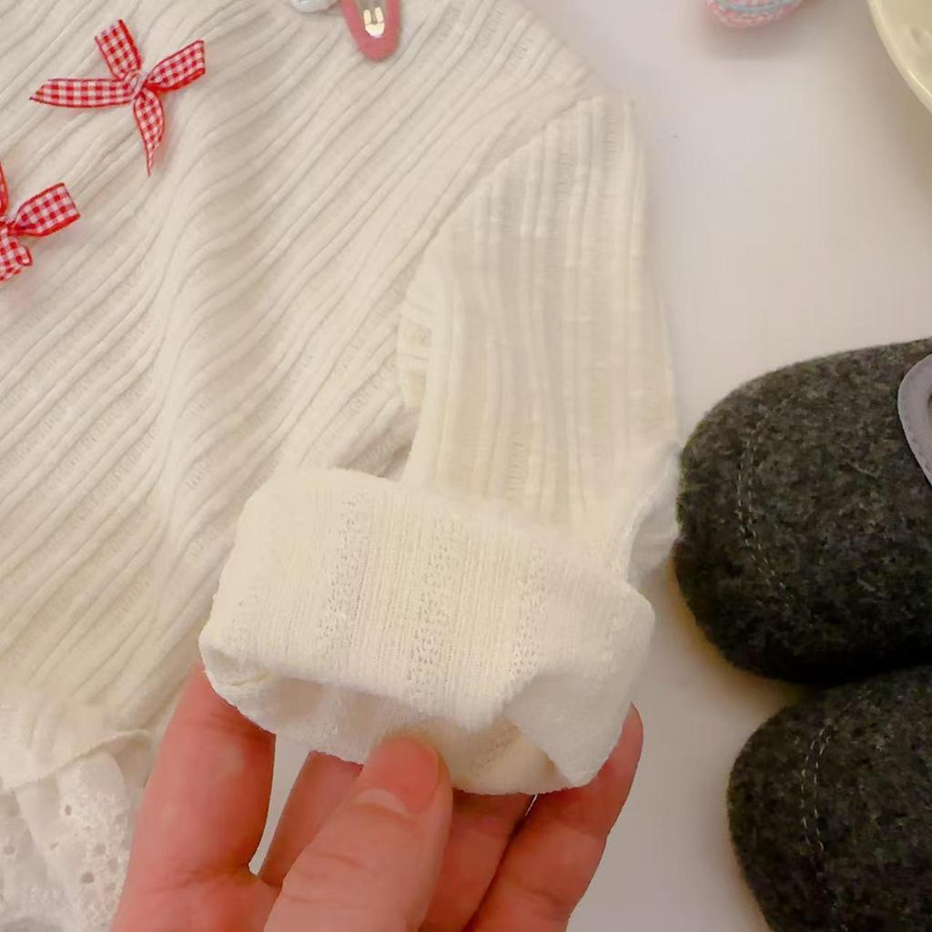 Flicktopp i spets med rosett, elegant, långärmad, för vår