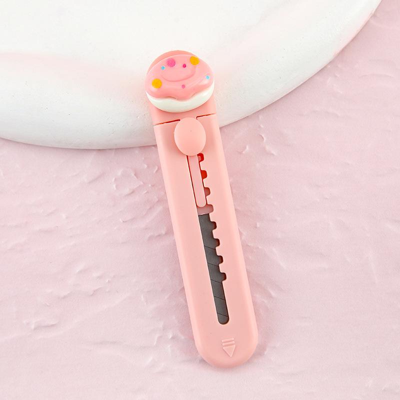 Cute Cartoon Modeling Mini Utility Knife Cinnamoroll Handbook Knife Stationery Handmade Knife Black Beauty Open Express Knife