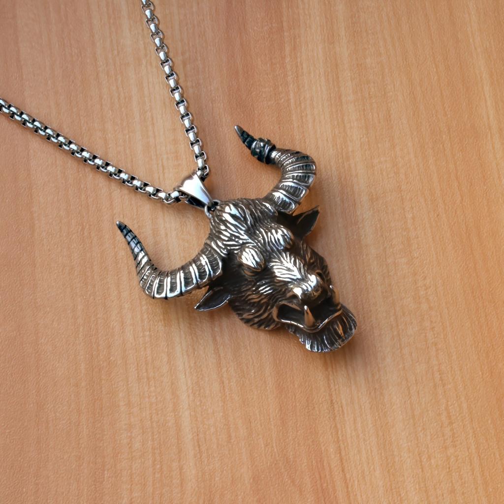 Domineering Bull Head Necklace Pendant