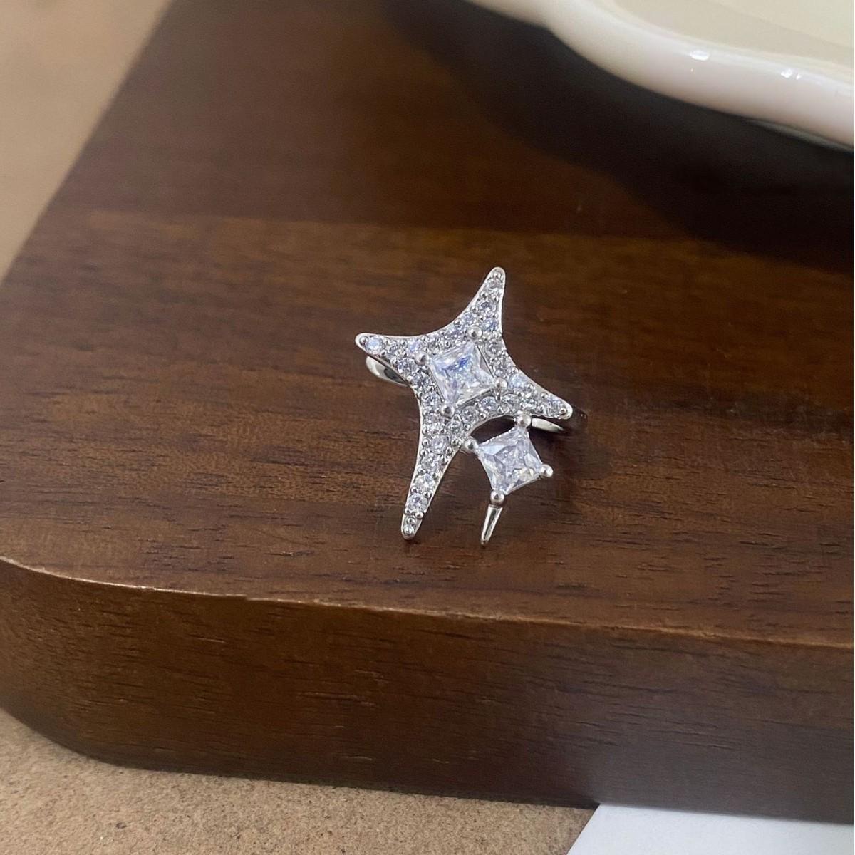 French Silver Zircon Ear Cuff: Exquisite No-Piercing High-End Style