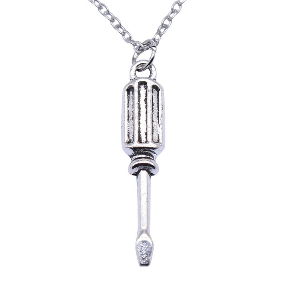 Hammered Horseshoe Pendant Necklace Western Cowboy Lucky Charm 40cm Short Chain