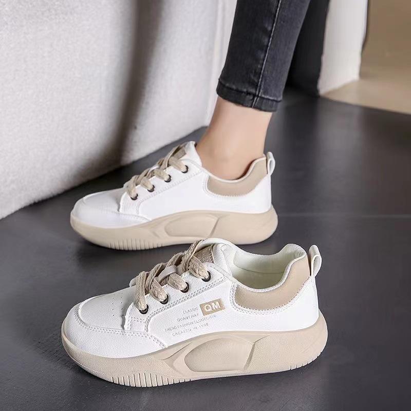 Sneakers women s lightweight running shoes new comfortable texture simple popular dad shoes running casual 35