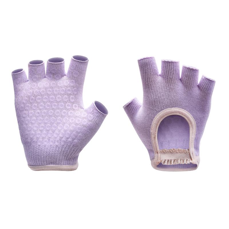 Half Finger Women’s Yoga Gloves Anti-Slip Design for Secure Exercise Sessions