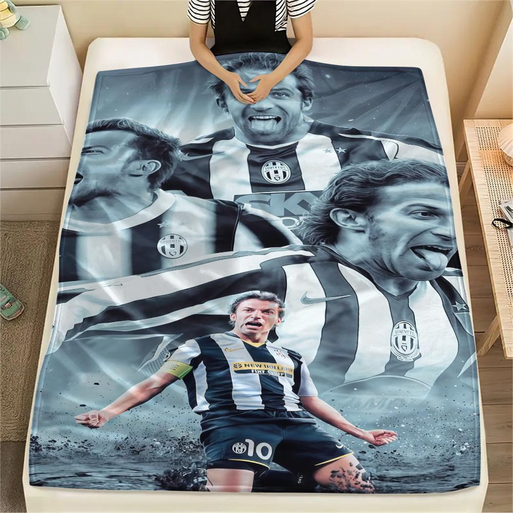 Juventus Print FlAannel Blanket, High Quality Comfortable for All Seasons, Home Decor, Warmth and Comfort