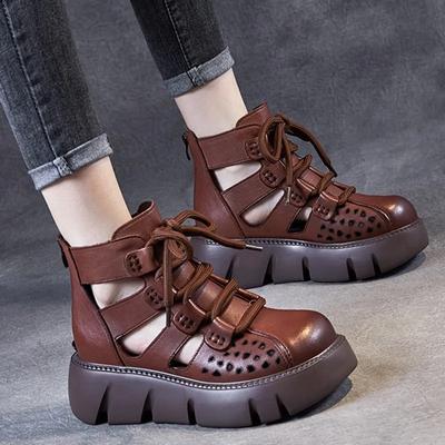 Neue handgemachte Retro-Damen-Plateau-Sandalen aus Pu-Leder mit hohlen Baotou-Keilabsätzen, Gladiator-Schuh mit Reißverschluss hinten, dicker Boden, cooler Stiefel