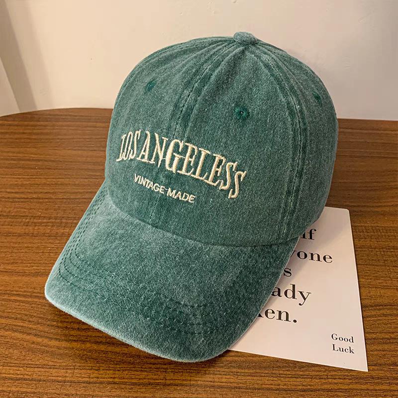 Yu Shuxin Style Retro Duckbill Cap: Trendy Korean Embroidered Baseball Hat for Men and Women