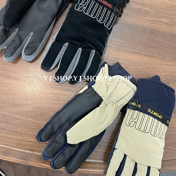 Outdoor Ski Gloves for Women In Winter Plus Velvet Warm Riding Electric Bike To Protect Against Cold and Wind Proof Touch Screen Couple