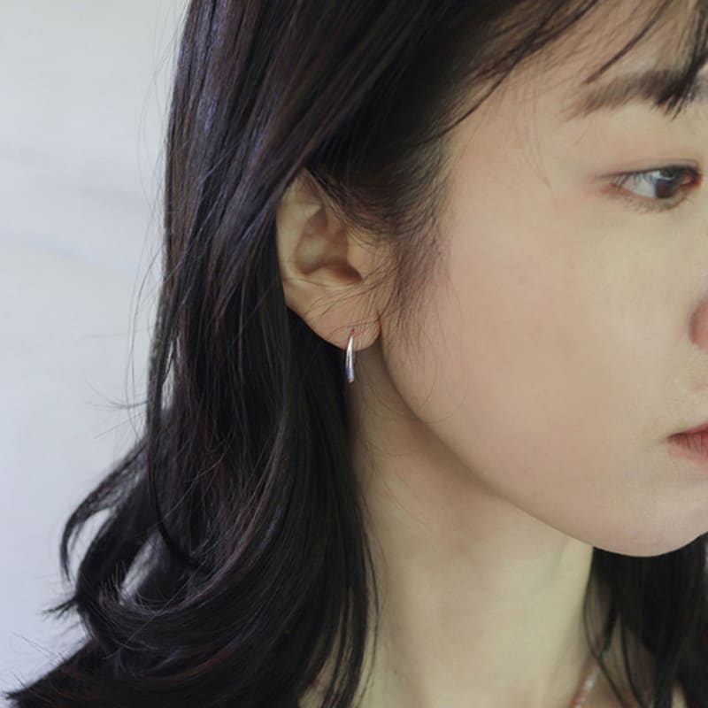 

modernlike 14k gold-filled silver melee hoop earrings Yellow Gold