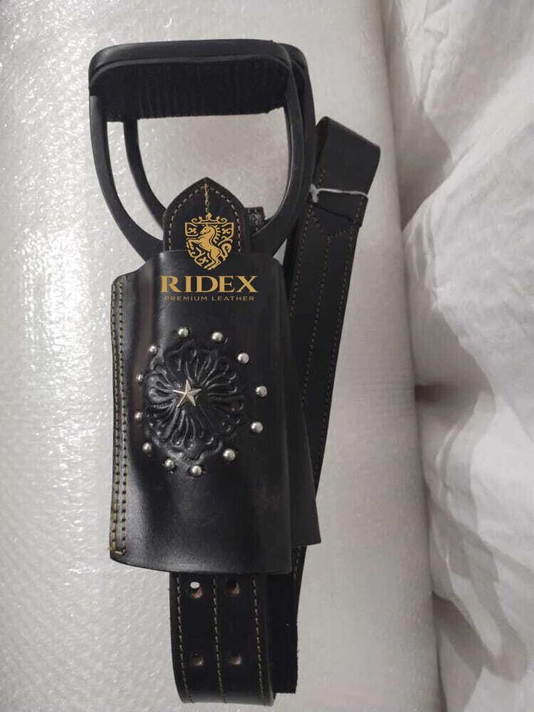 Australian Stock Horse Tack Leather Saddle With Tooling Carving All Size.