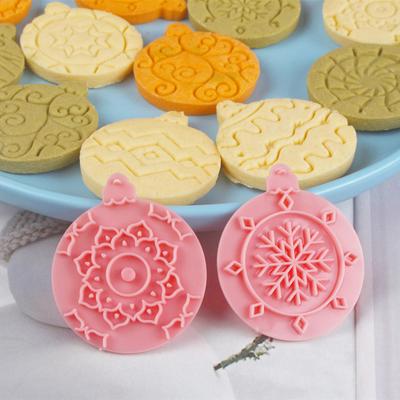 10Pcs 3D Christmas Cookie Cutters Biscuit Mold Cookie Mould Stamp Xmas New Year Party Decor Baking Tools