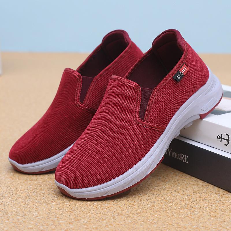 

Новые старые пекинские повседневные мужские тканевые туфли дышащие модные деловые туфли для папы нескользящие удобные легкие туфли для среднего и пожилого возраста 35