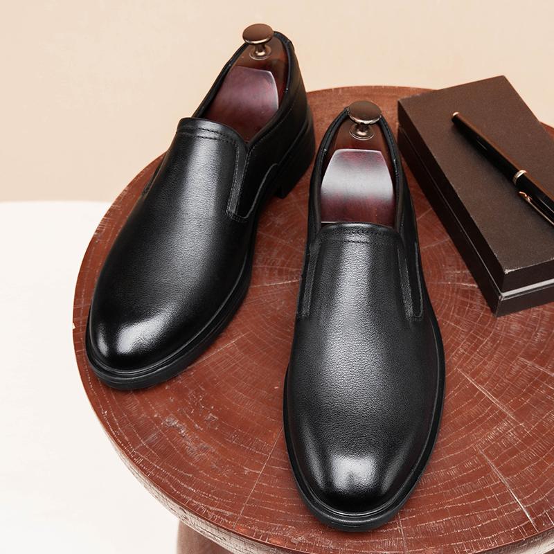 Fashion Leisure Walk Men Casual Shoes Genuine Leather Male Loafers Hot Sale Driving Shoes New Arrival Slip on Flats Comfy Business Shoes