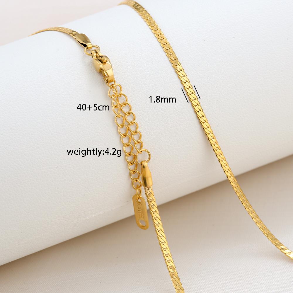 Élégant Collier Chaîne Boîte en Acier Titane Plaqué Or 18 Carats pour Femmes
