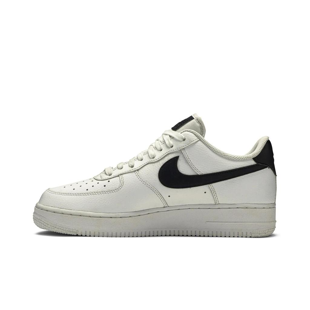 Nike Womens Air Force 1 '07 'White Black' (women's sizes) White / White-Black Skate Shoes 315115 152