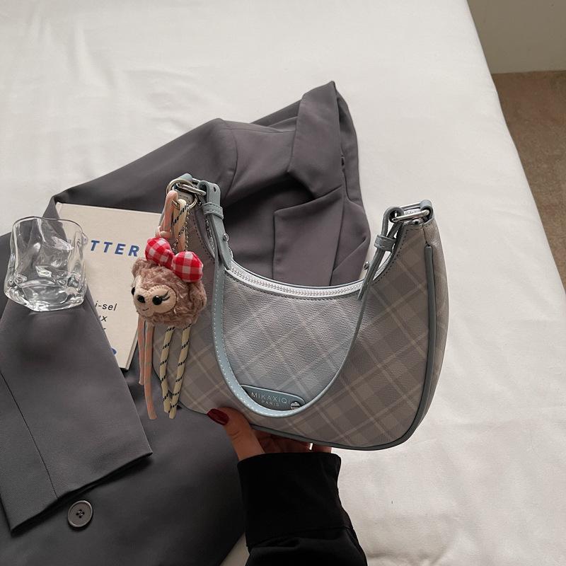 New Trendy and Fashionable Plaid Small Bag, Leisure Bag, Commuter Bag, Shoulder Bag, Messenger Bag, Women's Dumpling Bag.