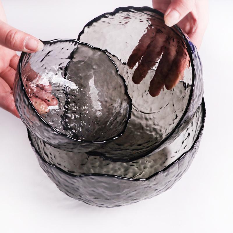Japanese Hammered Gold Rim Glass Bowl: Heat-Resistant, Transparent, Irregular for Fruit Salad or Noodles