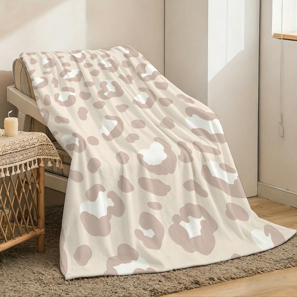 Leopard Print Throw Lightweight 240g Flannel Blanket Soft Skin-friendly for Summer Cooling