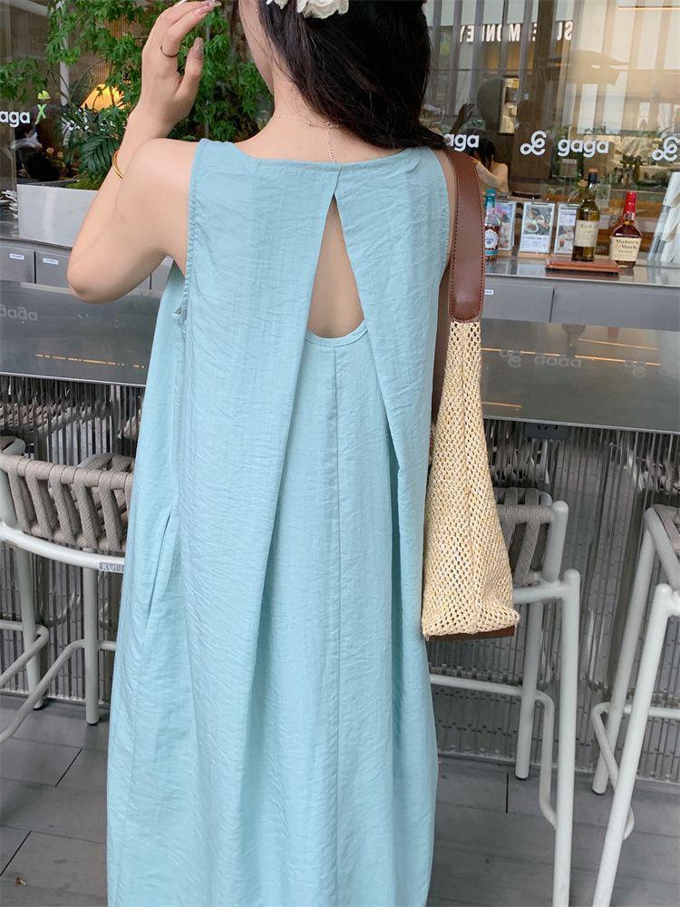 2026 Women's Summer French Backless Sleeveless Pleated Sling Dress