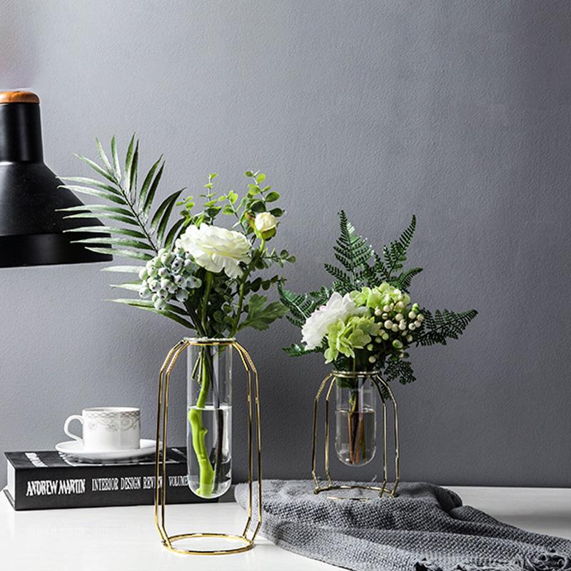 Nordic Styles Gold Wrought Iron Metal Hydroponic Vase Glass Test Tube Vase Geometric Flower Vase for Home Living Room Decor