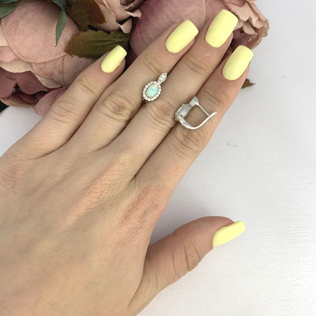 Silver Earrings with Opal 0.325ct (2085621)