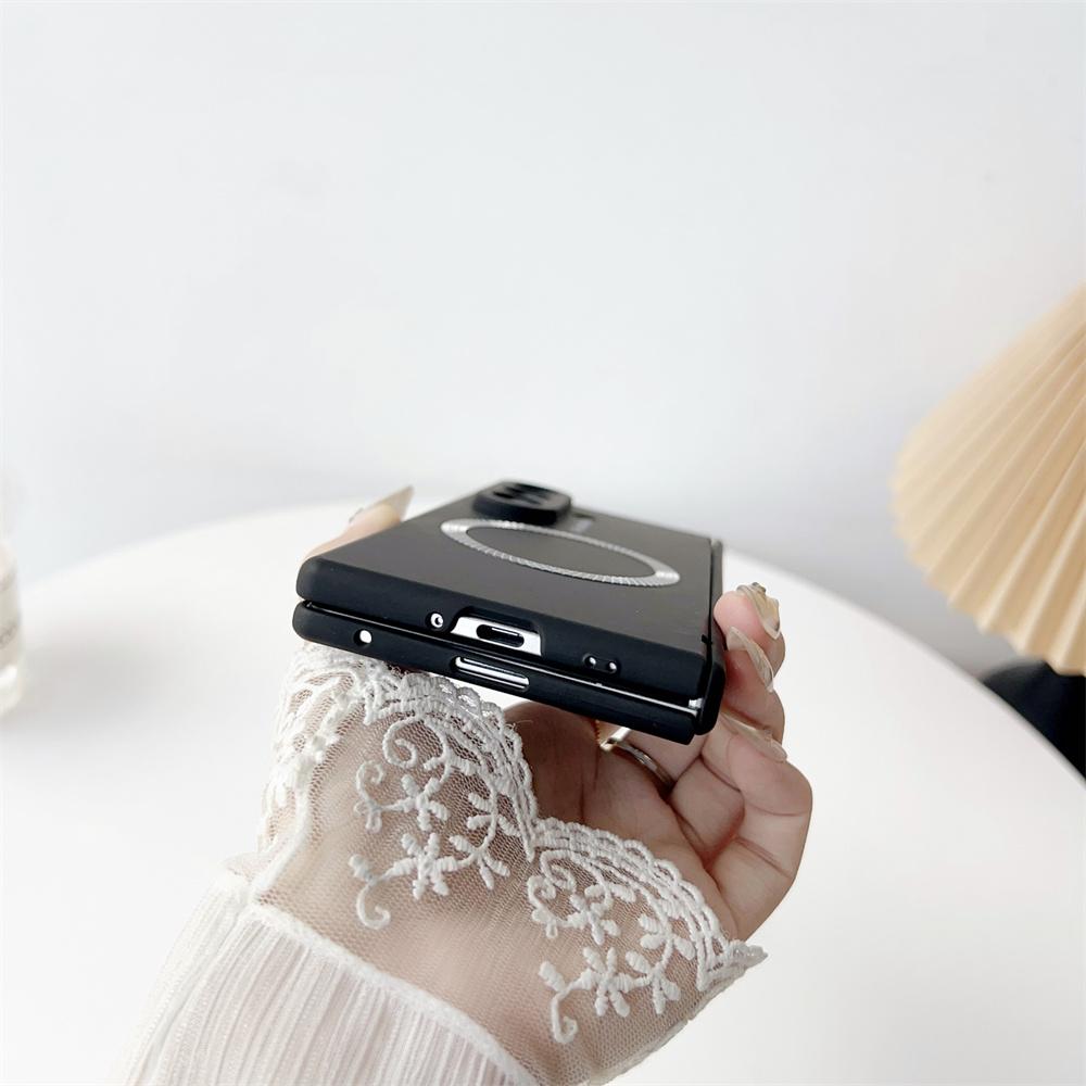 For Samsung Galaxy Z Fold7 5G Magnetic Case Hard PC Phone Cover with Tempered Glass Screen Film