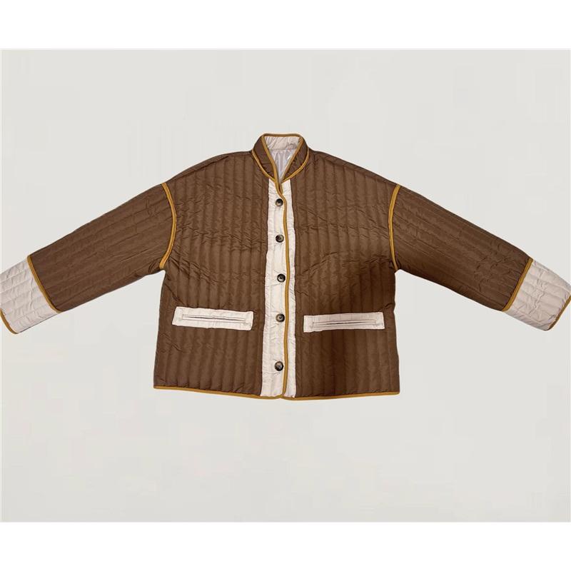 

Модна жіноча куртка з контрастним кольором на бавовняній підкладці Жіноча куртка на бавовняній підкладці Інс L коричневий