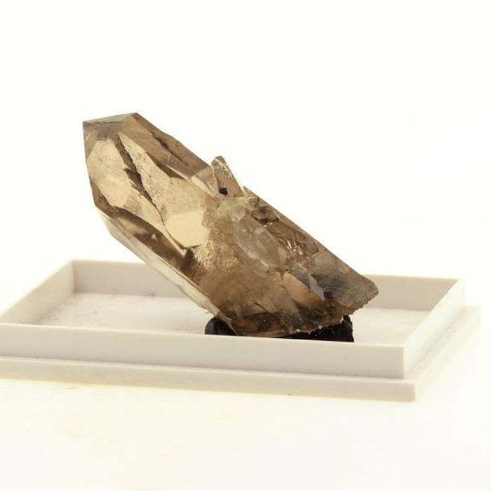 Quartz fumé 95.8 carats