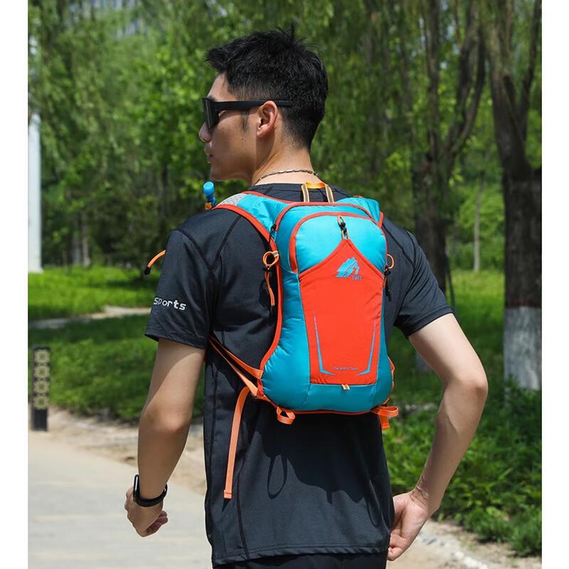 

Outdoor Vanguard 2562 Multi-sport Backpack