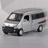 Modele de vehicule la scară 1/32 pentru litera inițială WULING Fan MPV Model metalic de mașină Sunete și lumină Trage înapoi Jucărie Cadou sofisticat