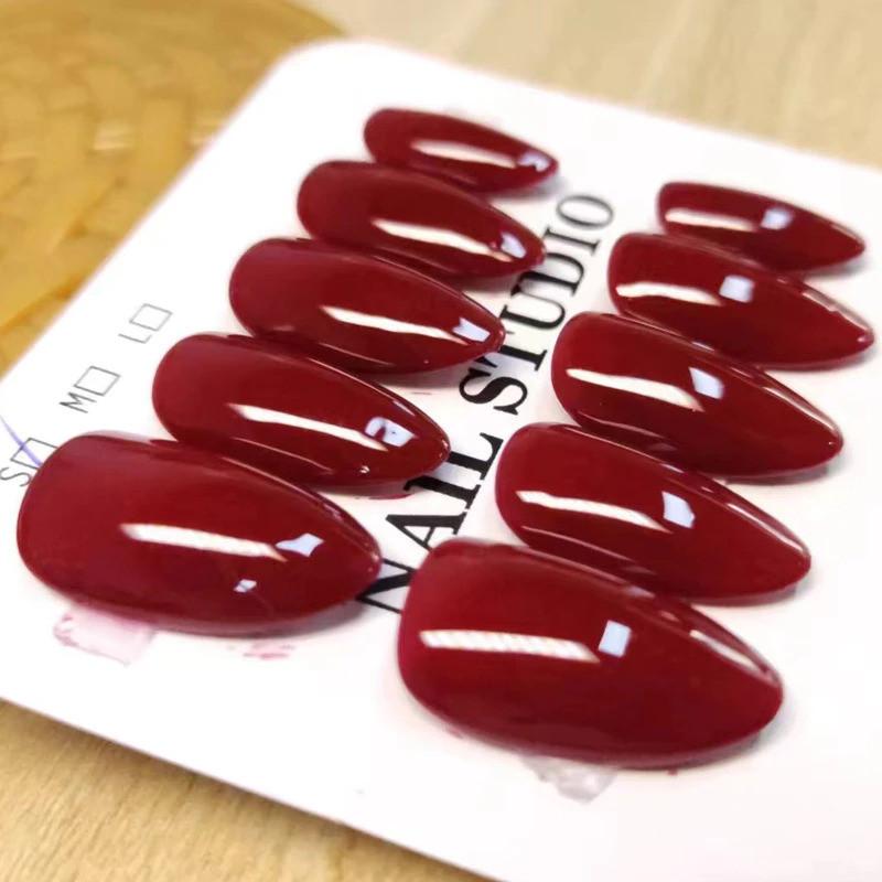 100% Handmade Short Almond Shape Deep Dark Red Fake Nail Set With Glue & Box Minimalism Simple Artificial Nails Phototherapy Press On Nails