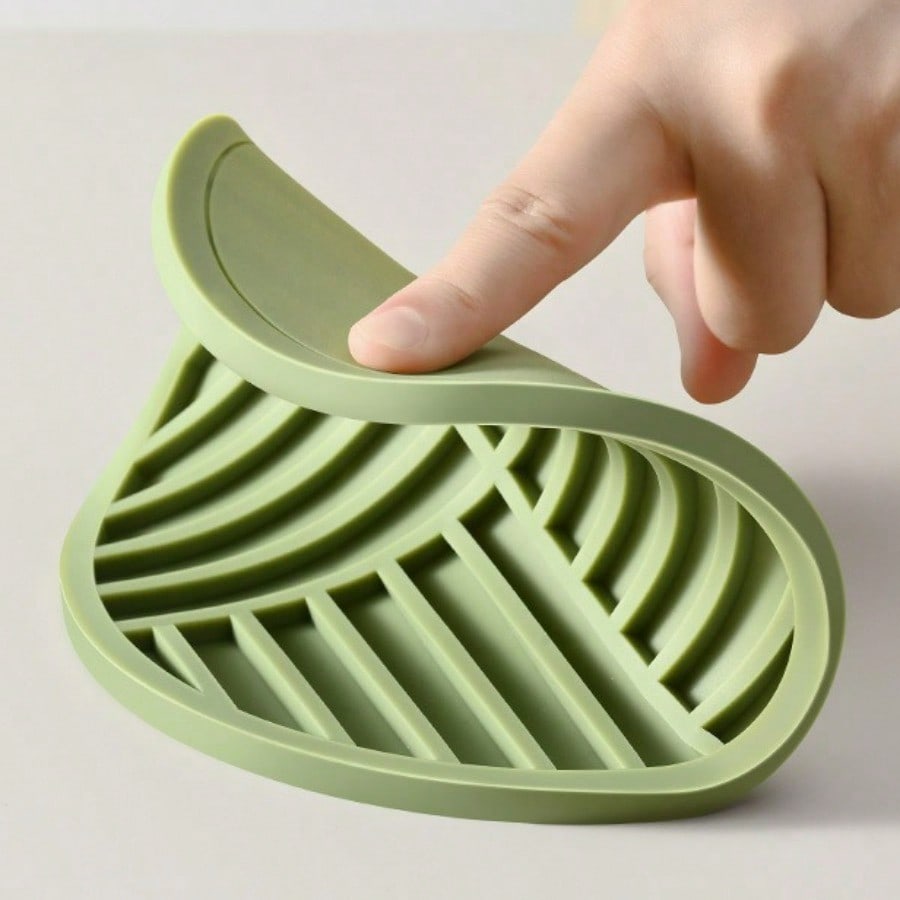 Silicone tea cup mat, bowl dish mat, dining table insulation mat, household placemat, light luxury anti-scalding casserole mat