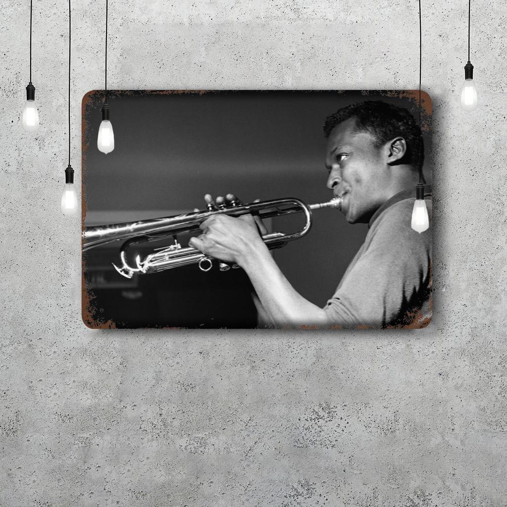 Miles Davis Vintage Metal Tin Signs Posters Decor Retro Metal Plaque Wall Art Decor for Garage Bar