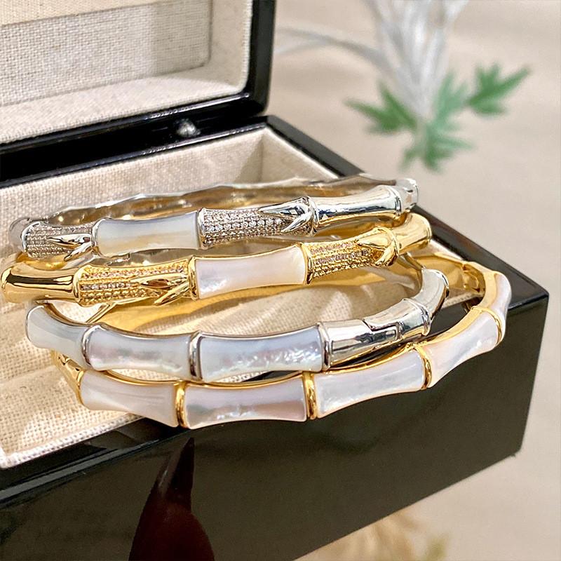 Floral Pattern Copper Bangle With Gold Plating And Zircon Stones For Fashionable Women